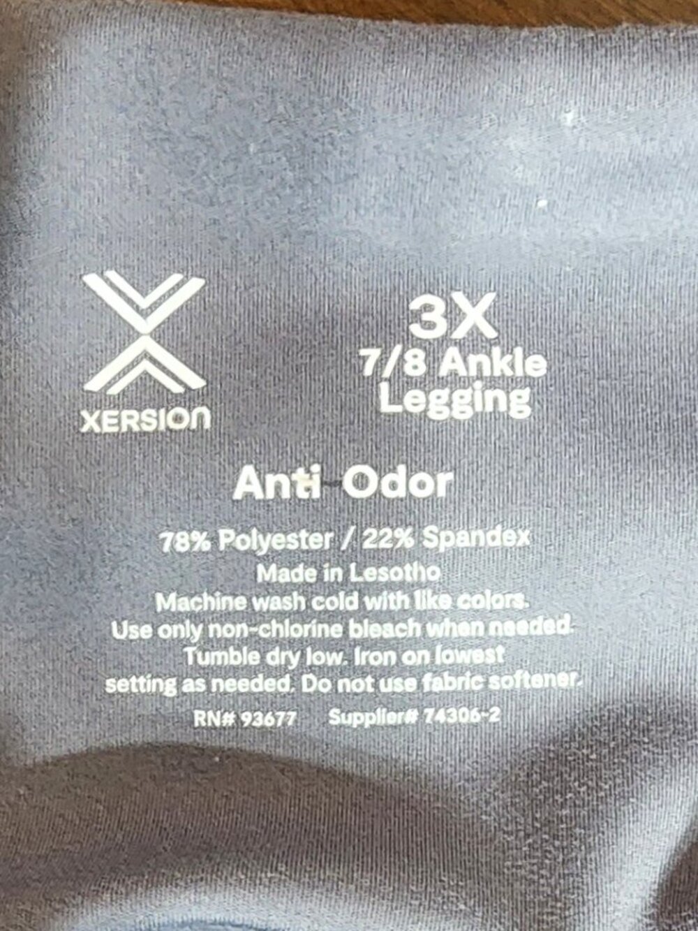 Xersion Women’s 3X Gray 7/8 Ankle Cargo Pocket Leggings - Picture 6 of 12